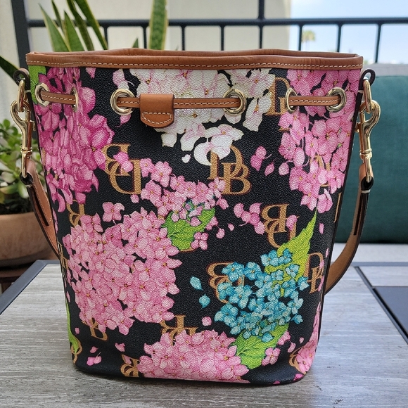 Dooney & Bourke Black Hydrangea Bag - Picture 2 of 7